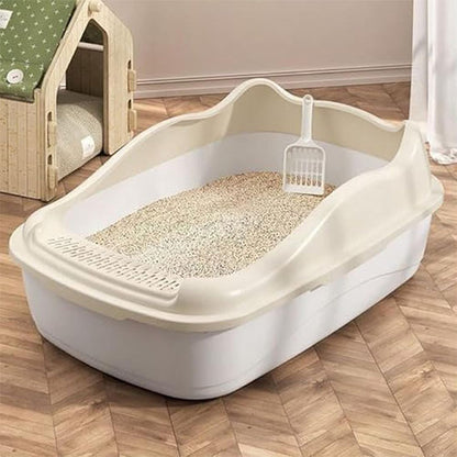 bac à litière chat beige dans le salon
