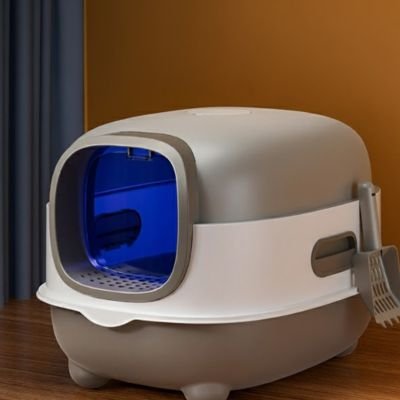 litière chat fermée grise côté fenêtre 